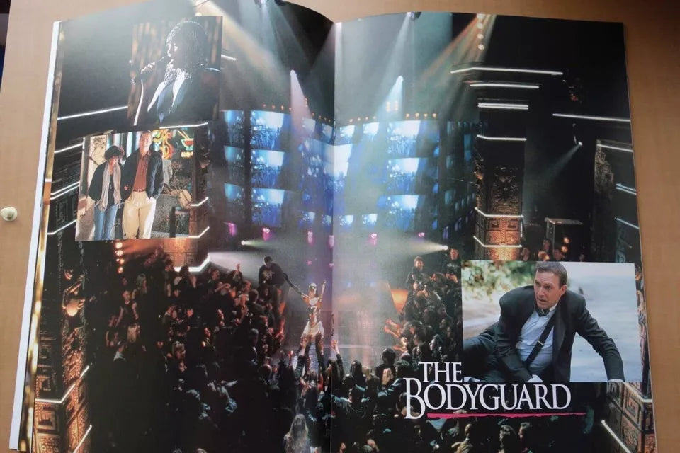 The Bodyguard Japanese Movie Program Pamphlet 1992 Whitney Houston