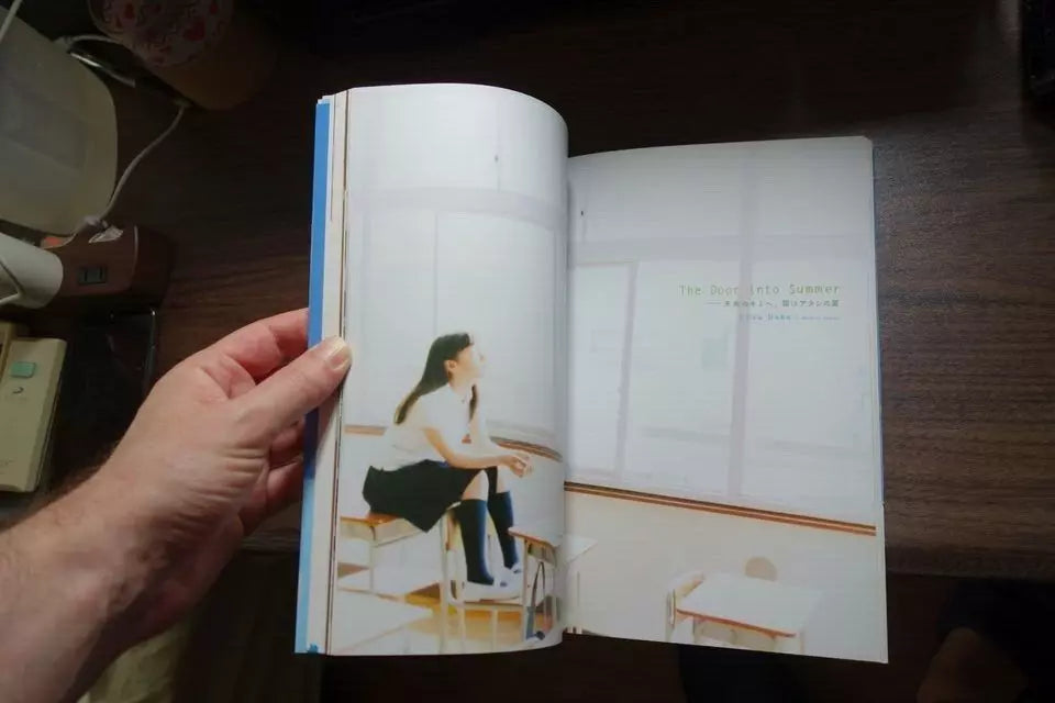 Girl Who Leapt Through Time Japanese Anime Movie Program Pamphlet 2006