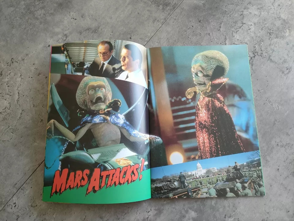 Mars Attack Japanese Movie Program Pamphlet 1996 Tim Burton