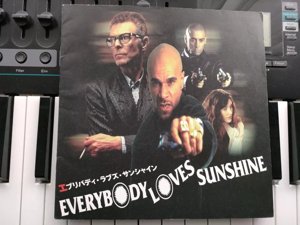 Everybody Loves Sunshine Japanese Movie Program Pamphlet 1998 Bowie Goldie