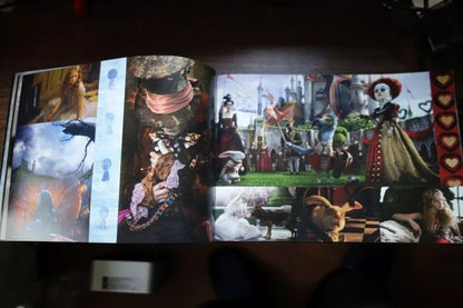 Alice In Wonderland Japanese Movie Program Pamphlet 2010 Depp Burton