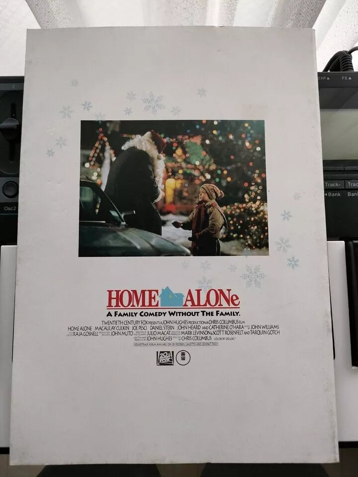 Home Alone Japanese Movie Program Pamphlet 1990
