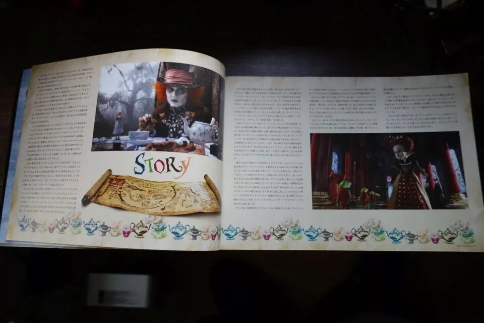 Alice In Wonderland Japanese Movie Program Pamphlet 2010 Depp Burton