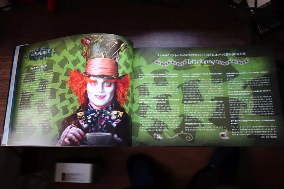 Alice In Wonderland Japanese Movie Program Pamphlet 2010 Depp Burton